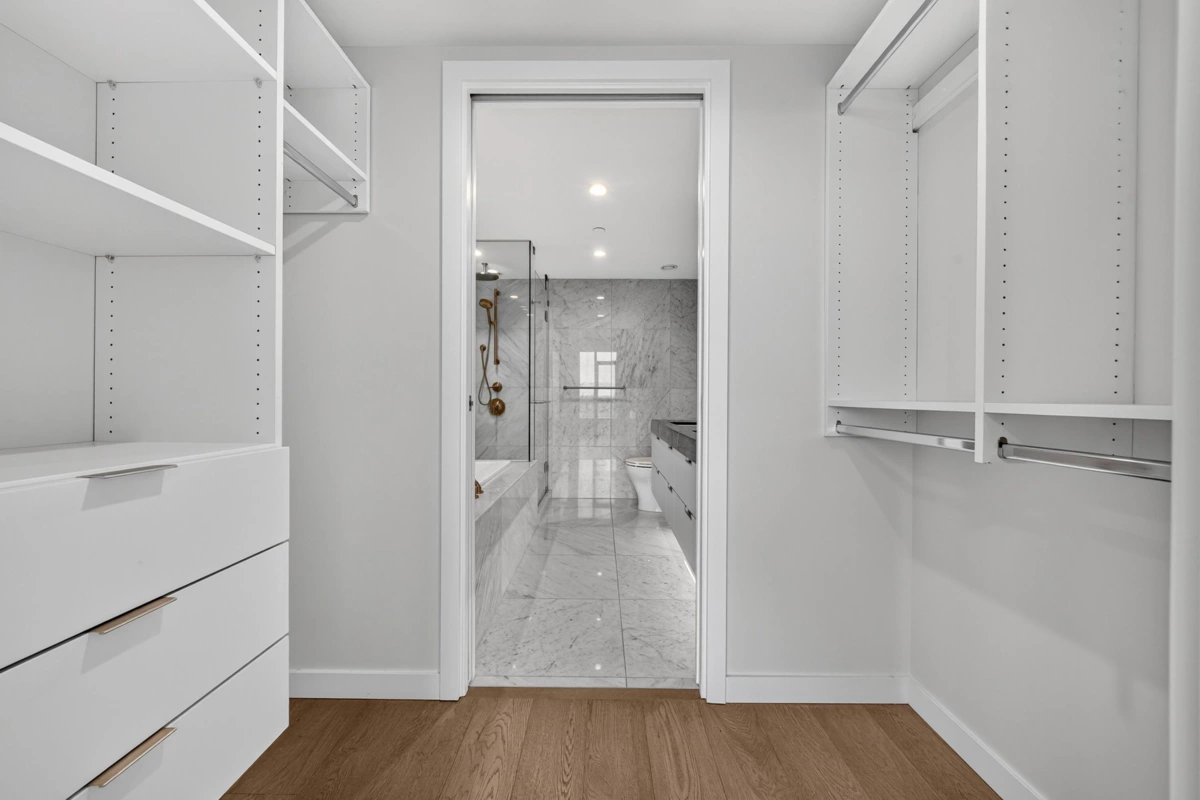 Powder Room Photo of 2403 1335 Howe Street, Vancouver, BC