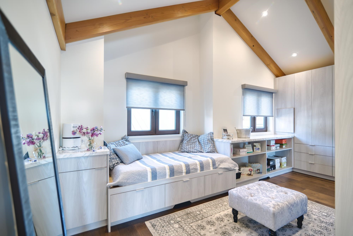 Basement Recreation Room Photo of 6035 Silverstone Lane, Sechelt, BC