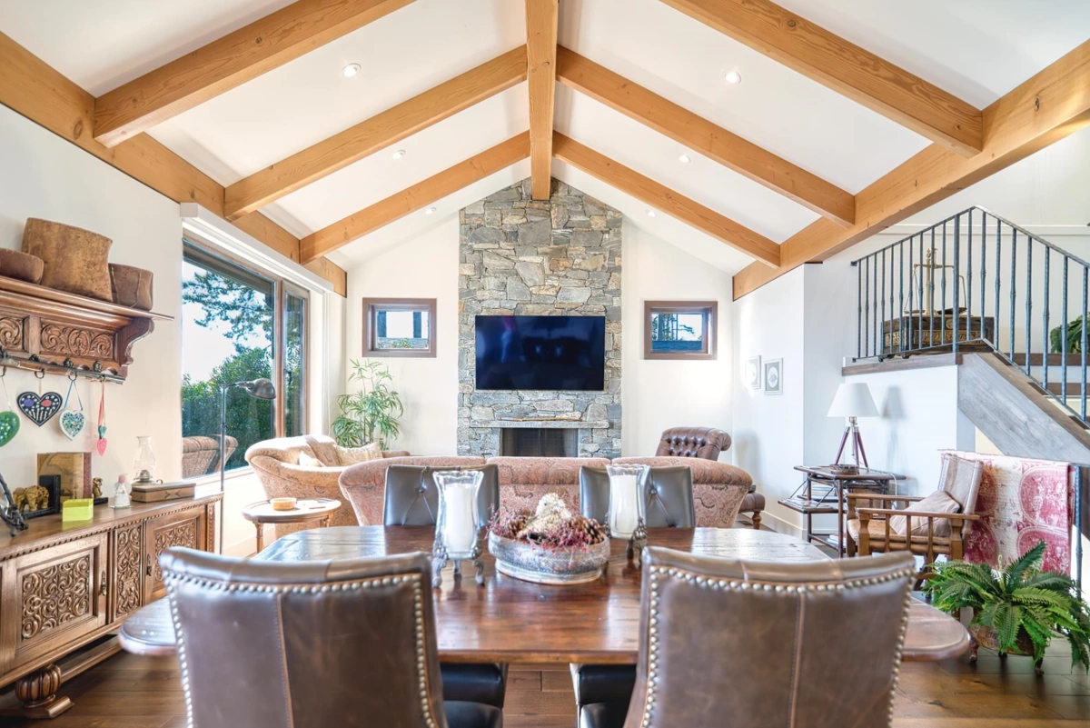 Dining Area Photo of 6035 Silverstone Lane, Sechelt, BC
