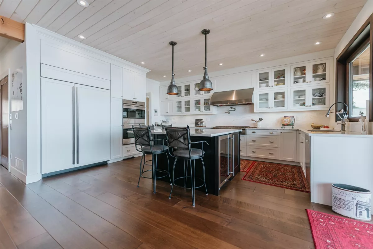 Guest Bathroom Photo of 6035 Silverstone Lane, Sechelt, BC