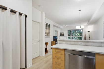 306 3151 Connaught Crescent, North Vancouver, BC, North Vancouver — Apartment/Condo for sale