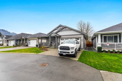 36 6211 Chilliwack River Road, Chilliwack, BC, Chilliwack — Single Family Residence for sale