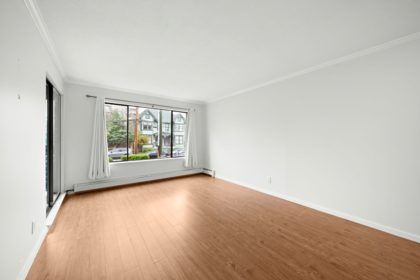Powder Room Photo of 213 436 Seventh Street, New Westminster, BC