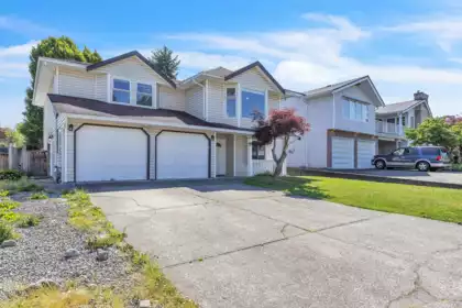 12326 Aurora Street, Maple Ridge, BC, Silver Valley — 4 bed single family residence for sale