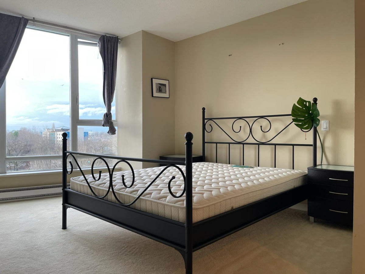 Breakfast Nook Photo of 908 5068 Kwantlen Street, Richmond, BC