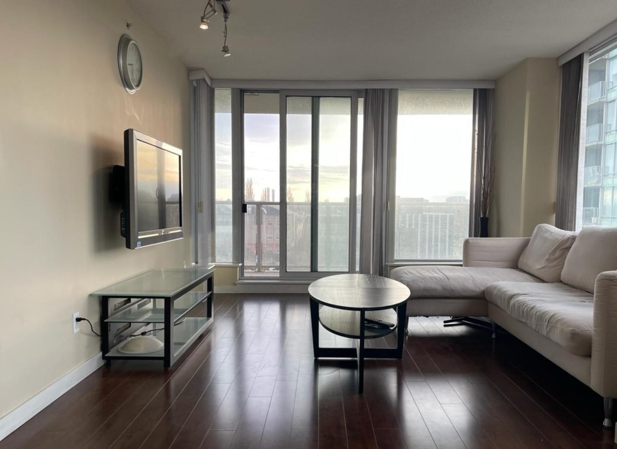 Dining Area Photo of 908 5068 Kwantlen Street, Richmond, BC