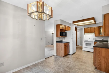 Breakfast Nook Photo of 214 11510 225 Street, Maple Ridge, BC