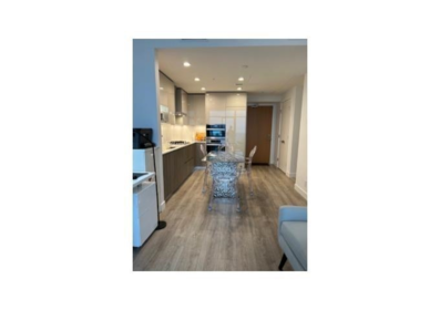 Guest Bathroom Photo of 3205 6511 Sussex Avenue, Burnaby, BC
