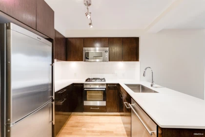 Primary Bathroom Photo of 1503 7979 Firbridge Way, Richmond, BC