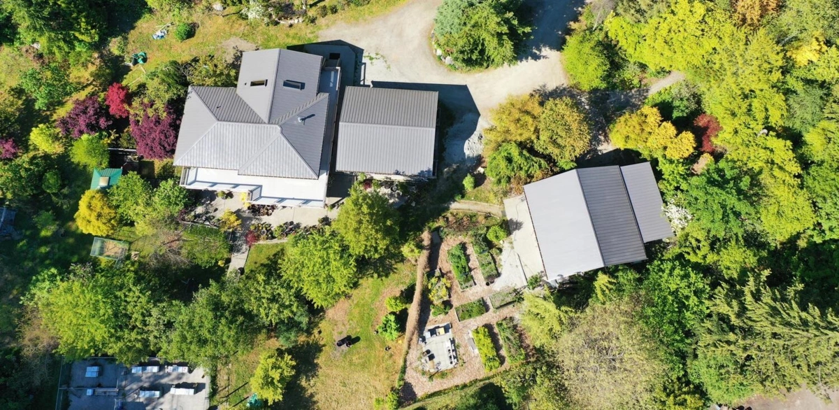 Community Amenities Photo (Clubhouse) of 2855 Lacey Place, Roberts Creek, BC