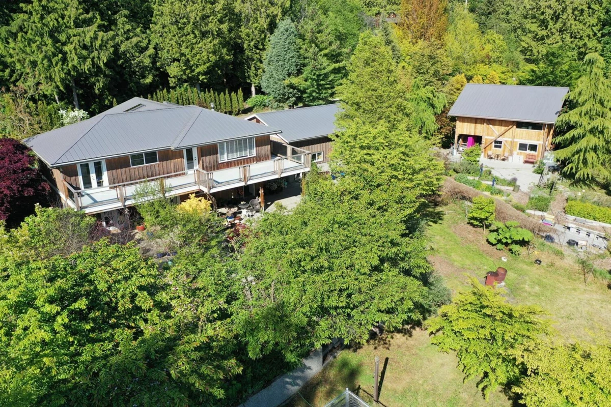 Exterior Rear Photo of 2855 Lacey Place, Roberts Creek, BC