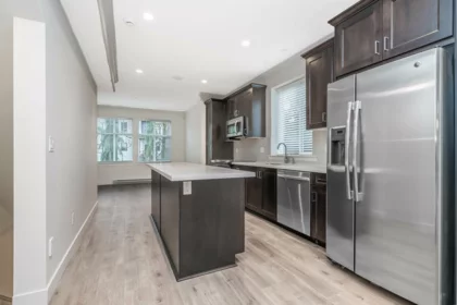 Walk-In Closet Photo of 43 14271 60 Avenue, Surrey, BC