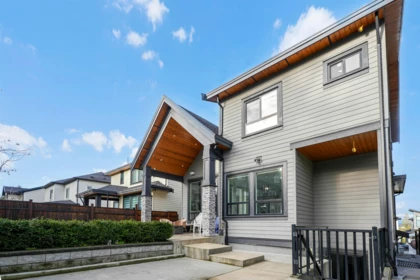 Playground / Recreational Area Near 14932 35a Avenue, Surrey, BC