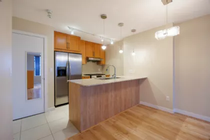 908 7088 Salisbury Avenue, Burnaby, BC