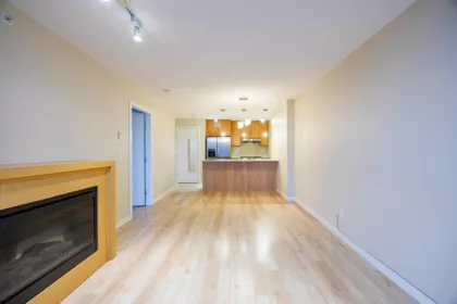 908 7088 Salisbury Avenue, Burnaby, BC
