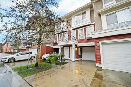 27 19505 68a Avenue, Surrey, BC, Surrey — Townhouse for sale