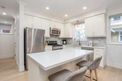 Kitchen Island Photo of 6 13160 Princess Street, Richmond, BC