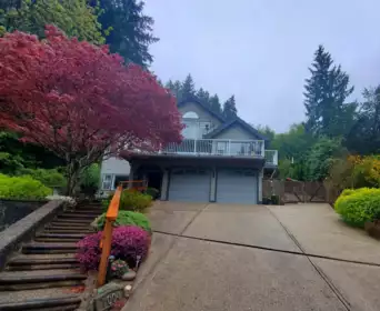 7004 Skana Crescent, Sechelt, BC, Sechelt District — 4 bed single family residence for sale