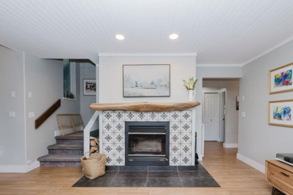 Kitchen Photo of 7004 Skana Crescent, Sechelt, BC