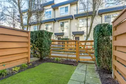 31 19477 72a Avenue, Surrey, BC, Surrey — Townhouse for sale