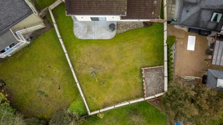 Garden / Landscaping Photo of 11417 Somerset Crescent, Delta, BC