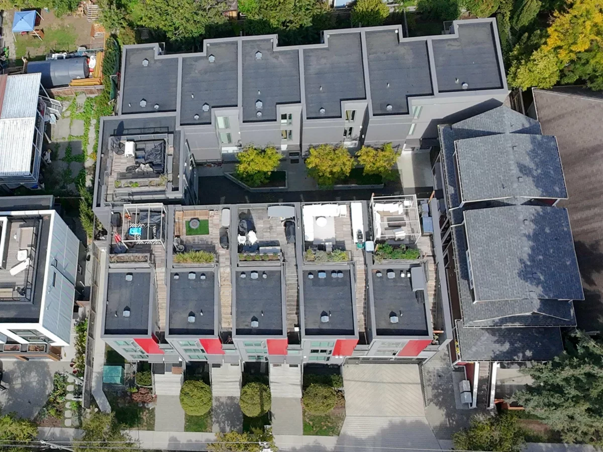 Hot Tub / Spa Photo of 5 531 E 16th Avenue, Vancouver, BC