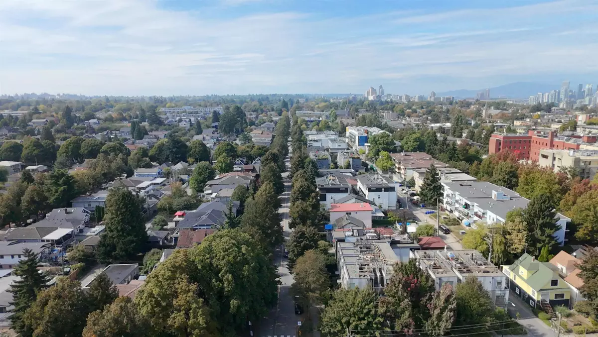 Outdoor Deck Photo of 5 531 E 16th Avenue, Vancouver, BC