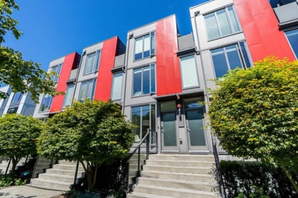 Exterior Rear Photo of 5 531 E 16th Avenue, Vancouver, BC