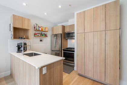 Primary Bedroom Photo of 5 531 E 16th Avenue, Vancouver, BC