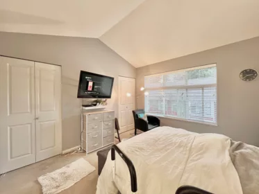 Kitchen Island Photo of 44 15168 36 Avenue, Surrey, BC