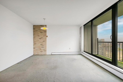 Breakfast Nook Photo of 2103 1330 Harwood Street, Vancouver, BC