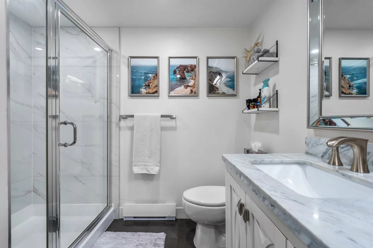 Guest Bathroom Photo of 113 19677 Meadow Gardens Way, Pitt Meadows, BC