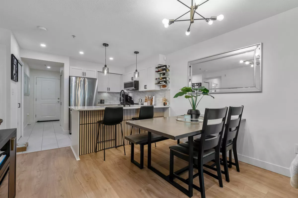 Kitchen Photo of 113 19677 Meadow Gardens Way, Pitt Meadows, BC