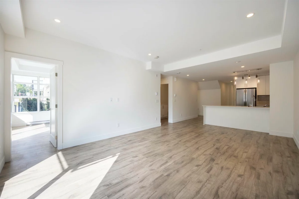 Family Room Photo of 19 6328 King George Boulevard, Surrey, BC