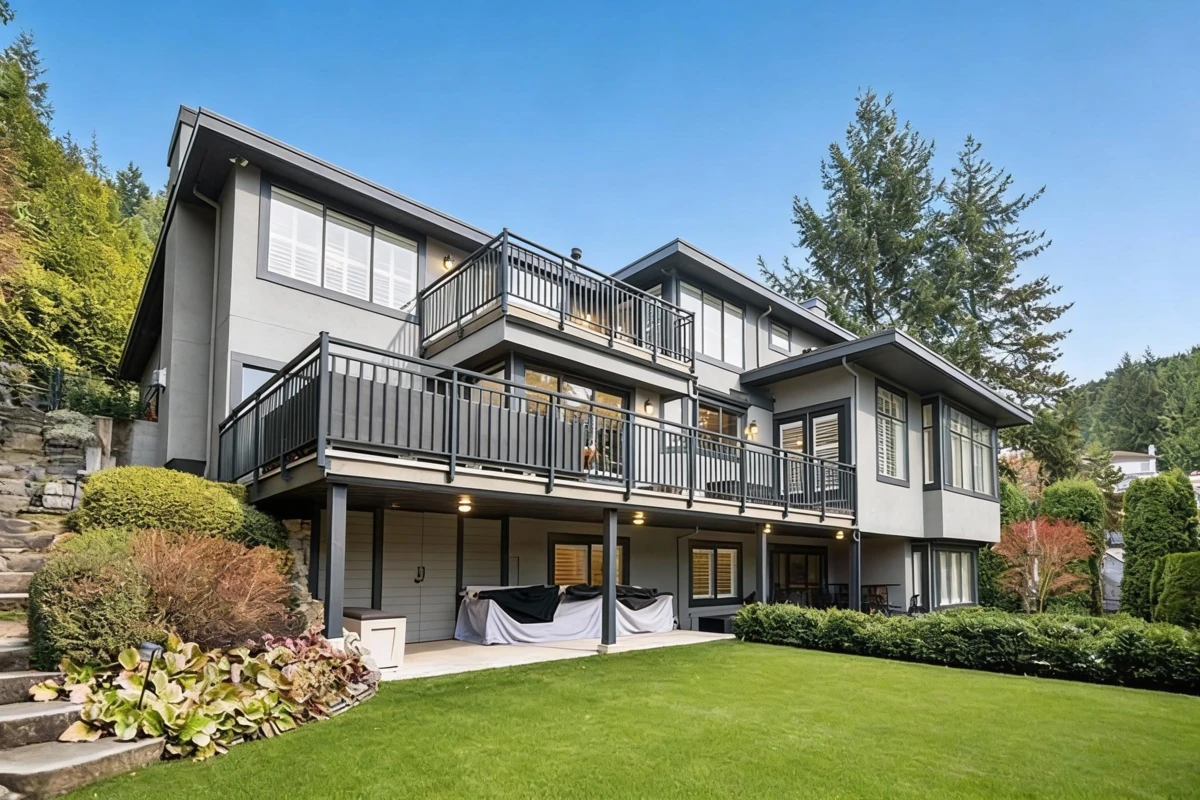 Exterior Front Photo of 4828 Northwood Place, West Vancouver, BC