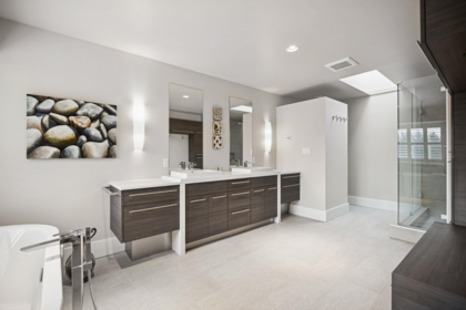 Laundry Room Photo of 4828 Northwood Place, West Vancouver, BC