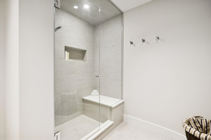 Swimming Pool Photo of 4828 Northwood Place, West Vancouver, BC