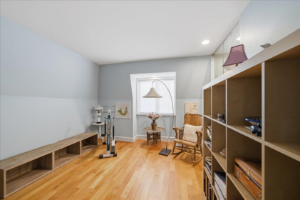 Hallway Photo of 488 Glenbrook Street, New Westminster, BC