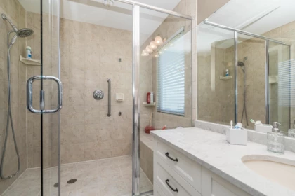 Swimming Pool Photo of 15475 Kilmore Court, Surrey, BC