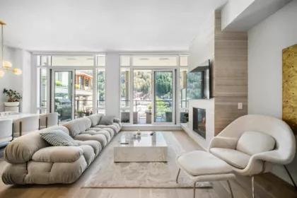 301 6697 Nelson Avenue, West Vancouver, BC, Horseshoe Bay WV — 2 bed apartment/condo for sale