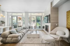 301 6697 Nelson Avenue, West Vancouver, BC