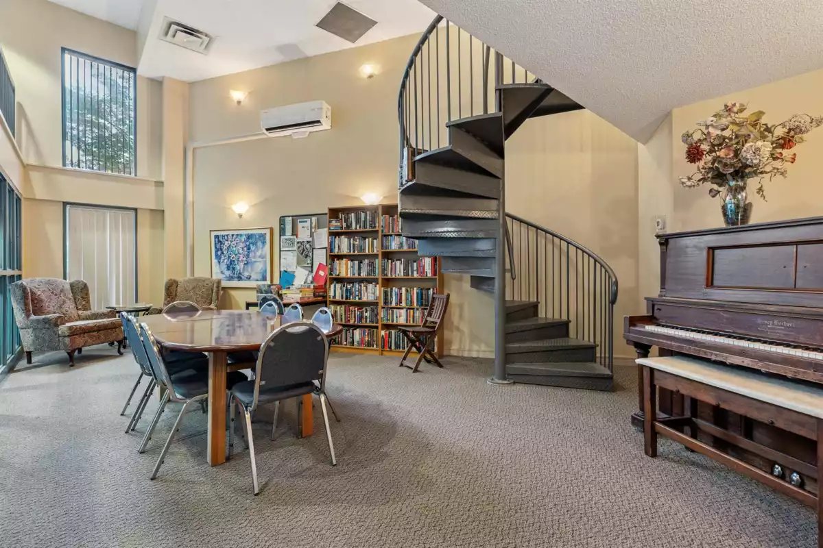 Outdoor Patio Photo of 507 8 Laguna Court, New Westminster, BC