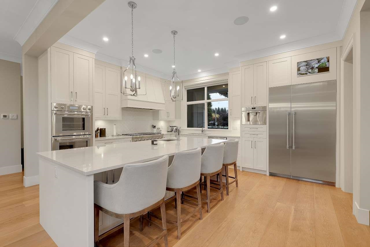 Kitchen Island Photo of 23461 50 Avenue, Langley, BC