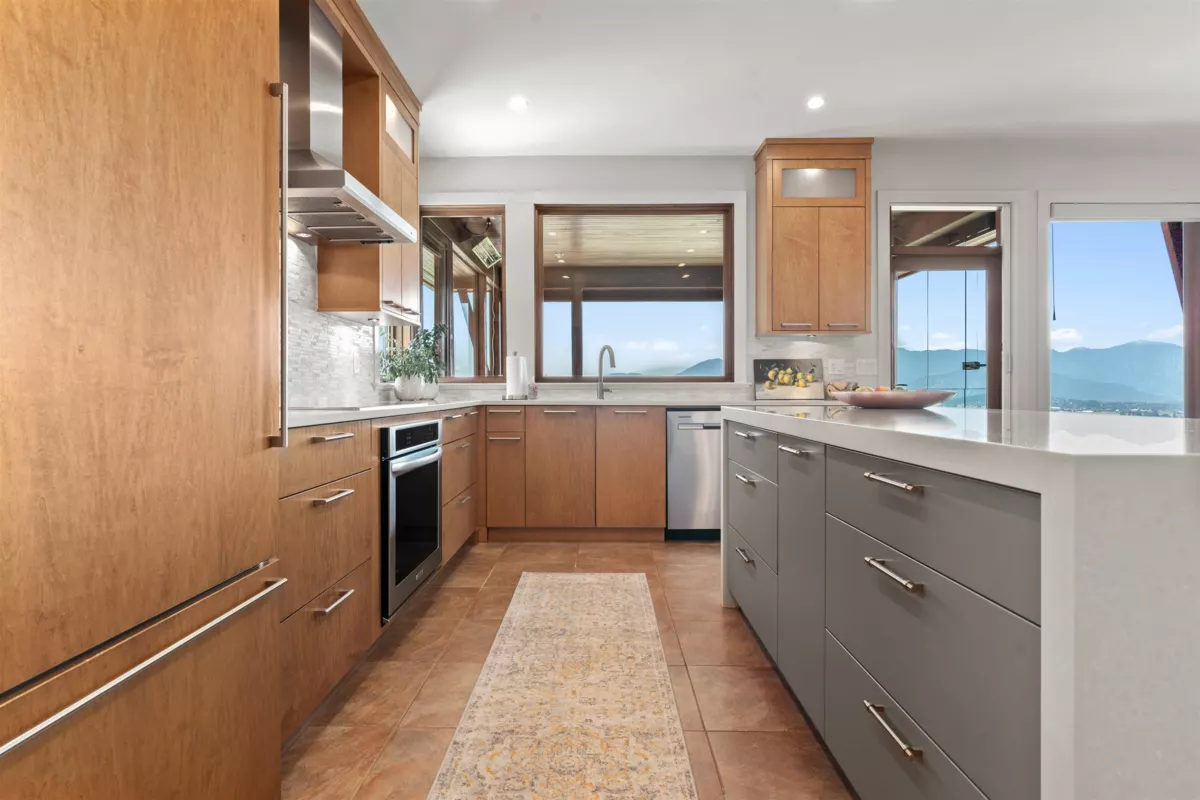 Walk-In Closet Photo of 50153 Mt Archibald Place, Chilliwack, BC