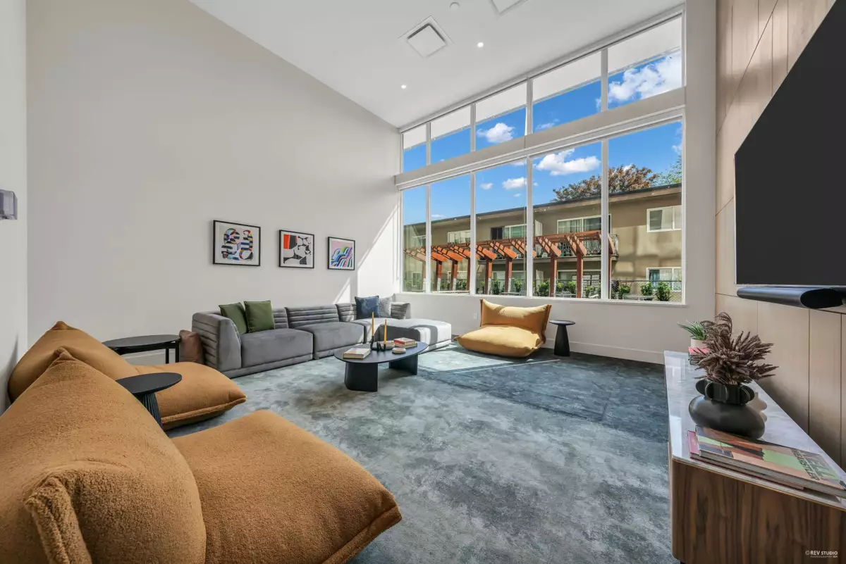 Garage Interior Photo of 2707 6537 Telford Avenue, Burnaby, BC