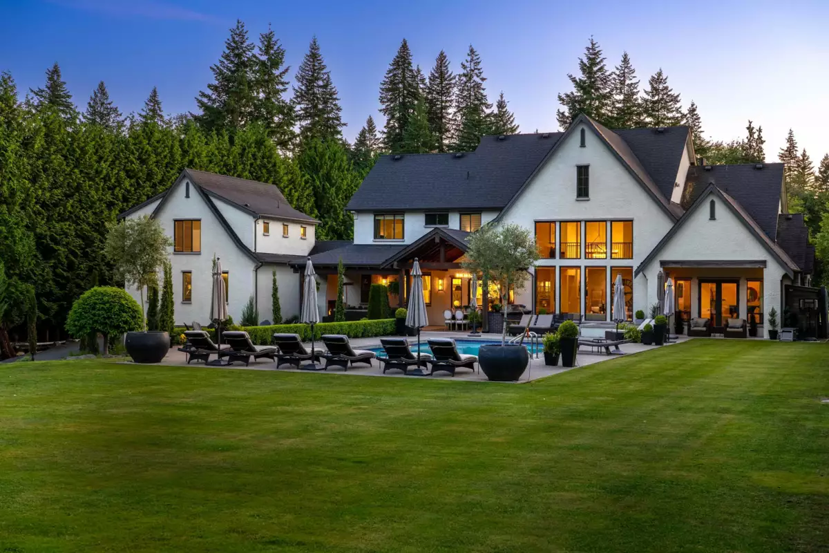 Dining Area Photo of 7670 240 Street, Langley, BC