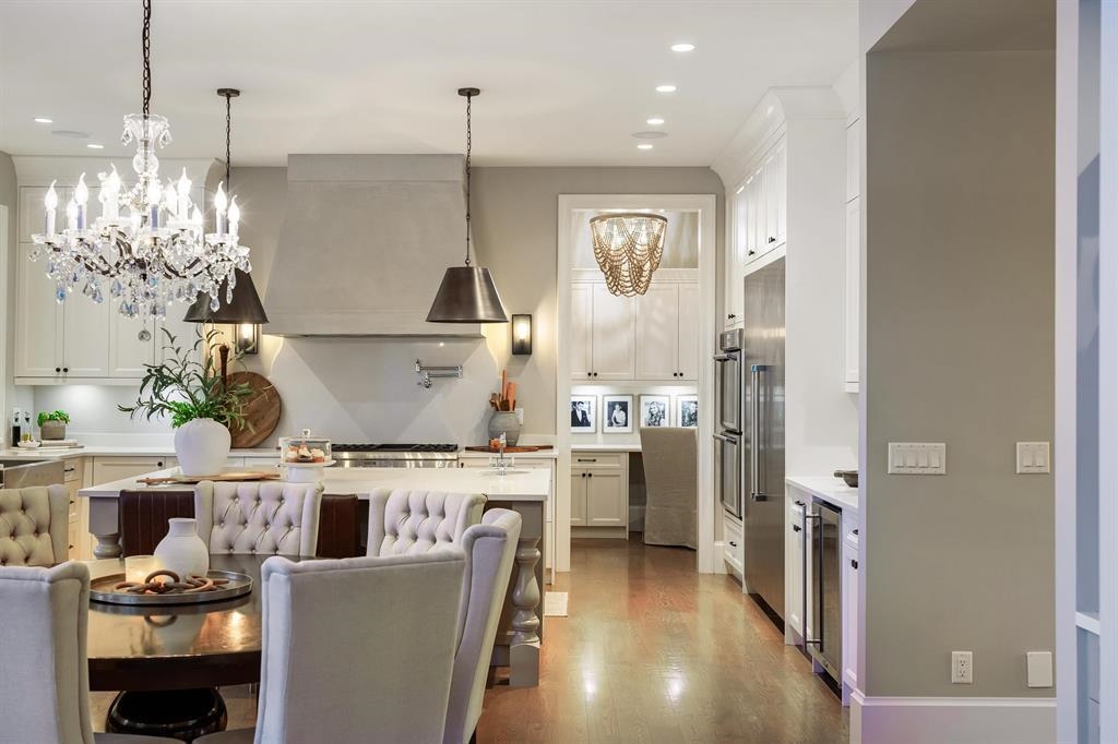 Walk-In Closet Photo of 7670 240 Street, Langley, BC