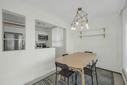 502 1737 Duchess Avenue, West Vancouver, BC