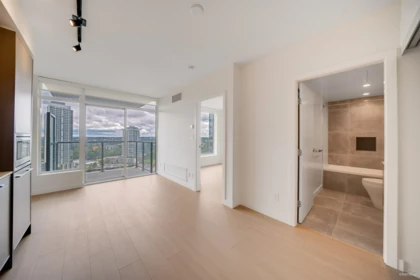 1712 13745 George Junction, Surrey, BC, Surrey — Apartment/Condo for sale