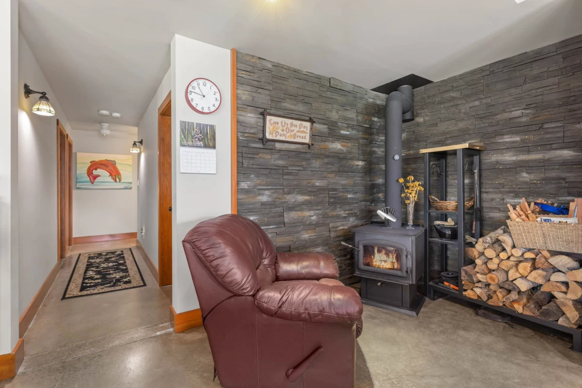 Hallway Photo of Lot 6 6500 In Shuck Ch Forest Road, Pemberton, BC